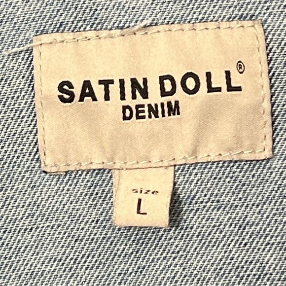 Satin Doll Medium Washed, Cropped, Denim Jacket, Button Front, Size L, - Picture 2 of 6